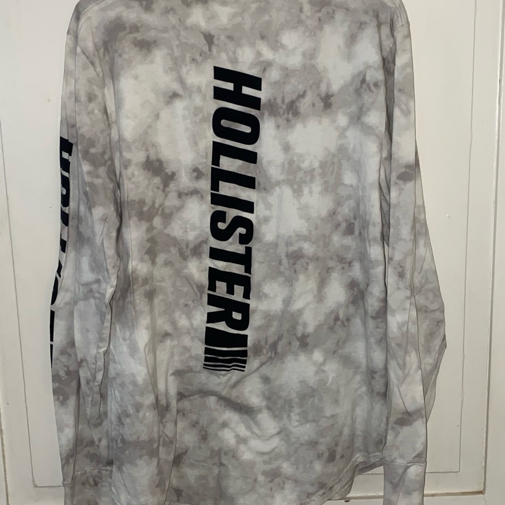 Hollister long sleeve shirt